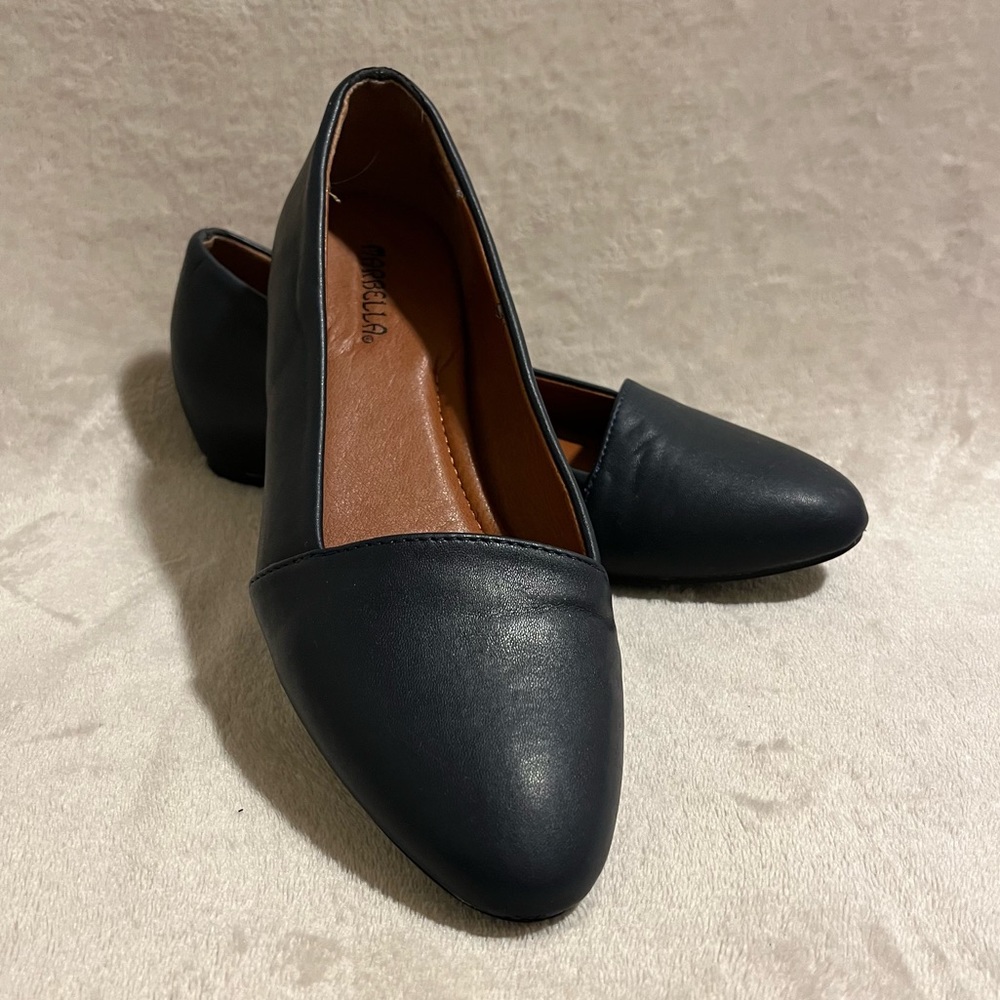 Marbella women’s flats navy blue size 8.5